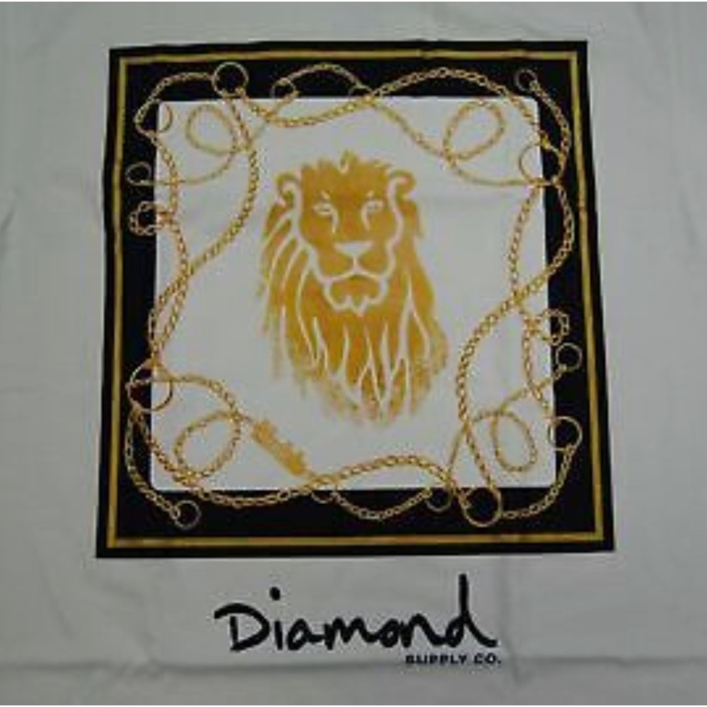 Diamond Supply Co x Modelo Tee